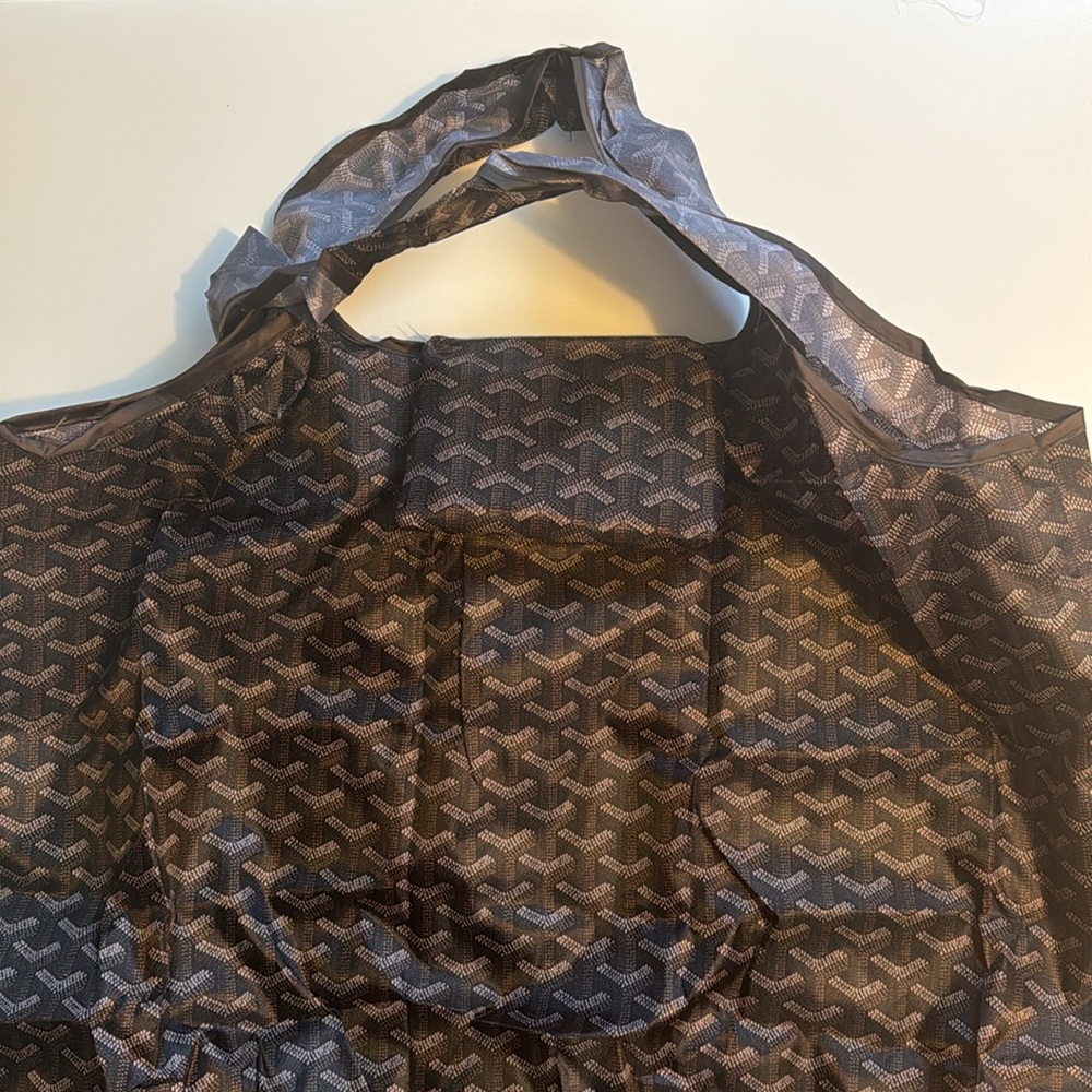 Large geometric print reusable nylon shopping tote bag in BROWN - Picture 3 of 3